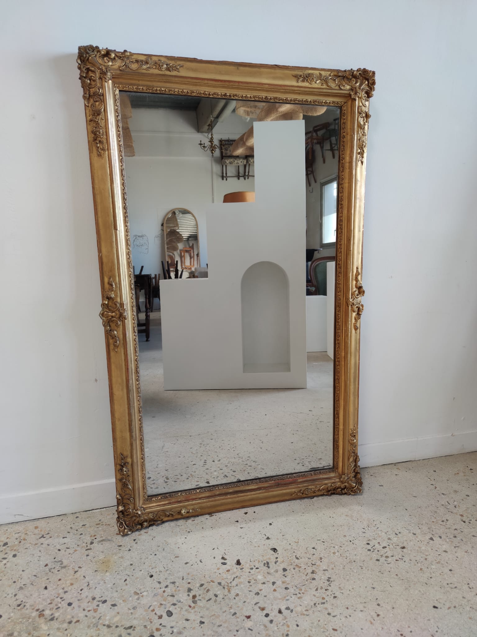 Rectangular golden mirror moldings plant motifs nineteenth H: 130cm