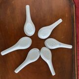 Chinese soup spoons
