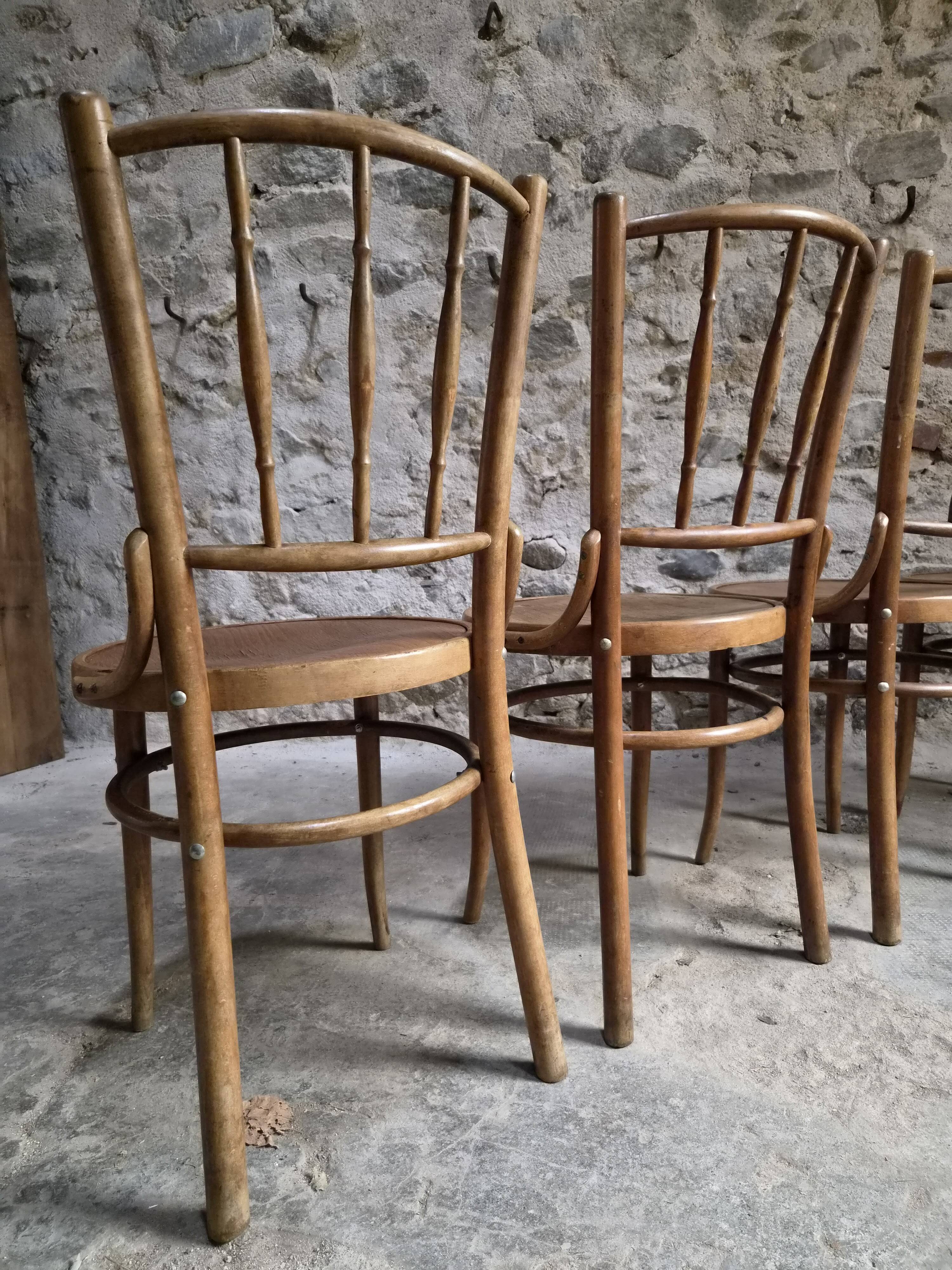 Set of 4 Fischel bentwood bistro chairs, Czechoslovakia, circa 1930–1950.
