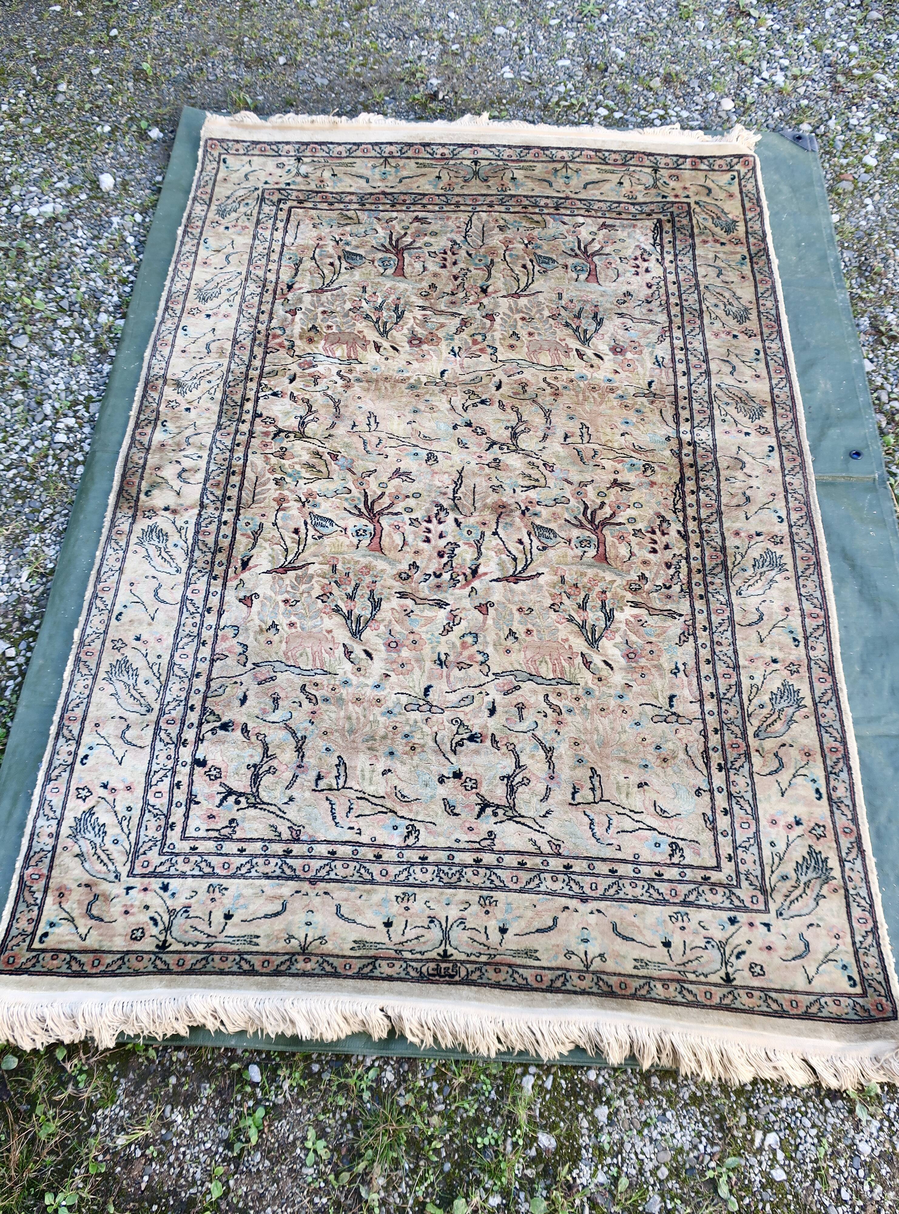 Persian Wool and Silk Rug, 185 x 125 cm