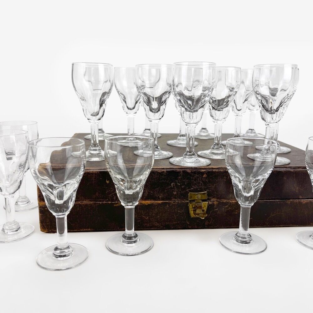 Antique liqueur glasses in blown glass 21 pieces