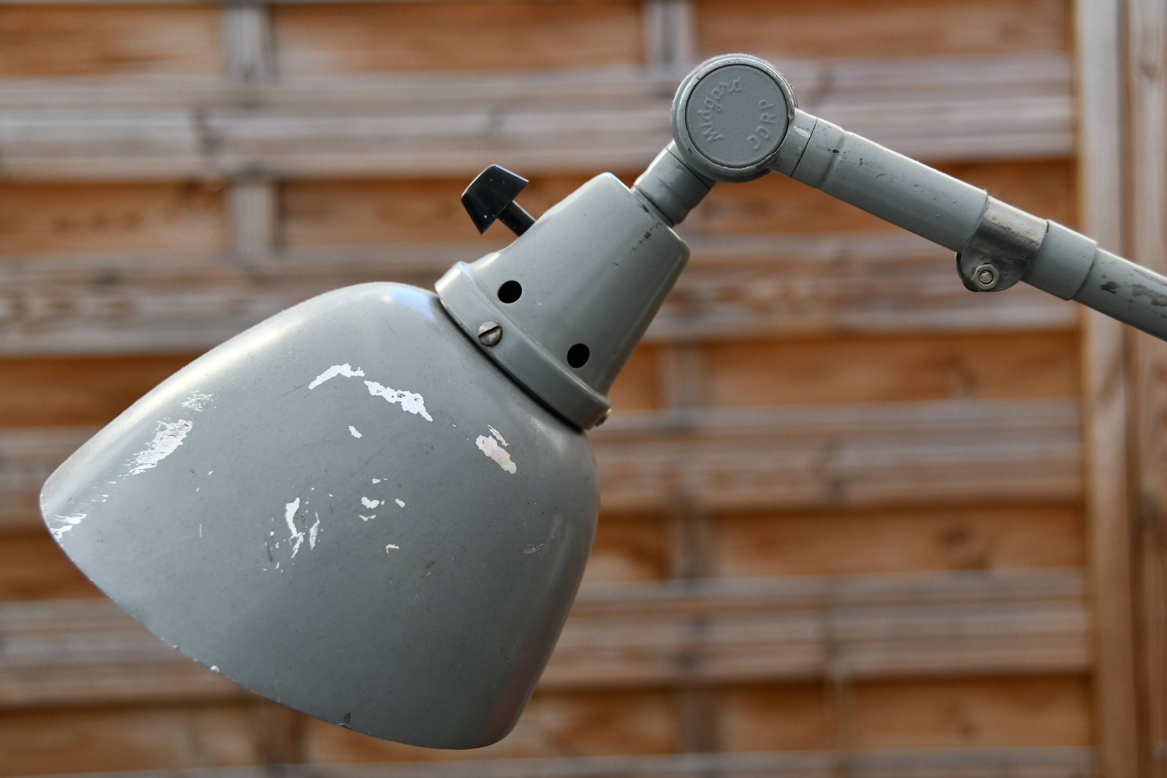 Old Midgard lamp type 113