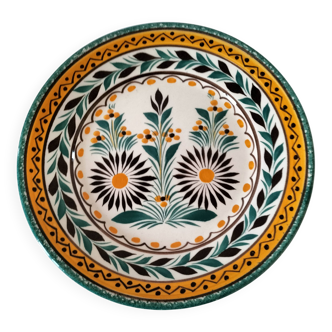 HB Quimper plate, Camaïeu model, green and saffron floral decoration