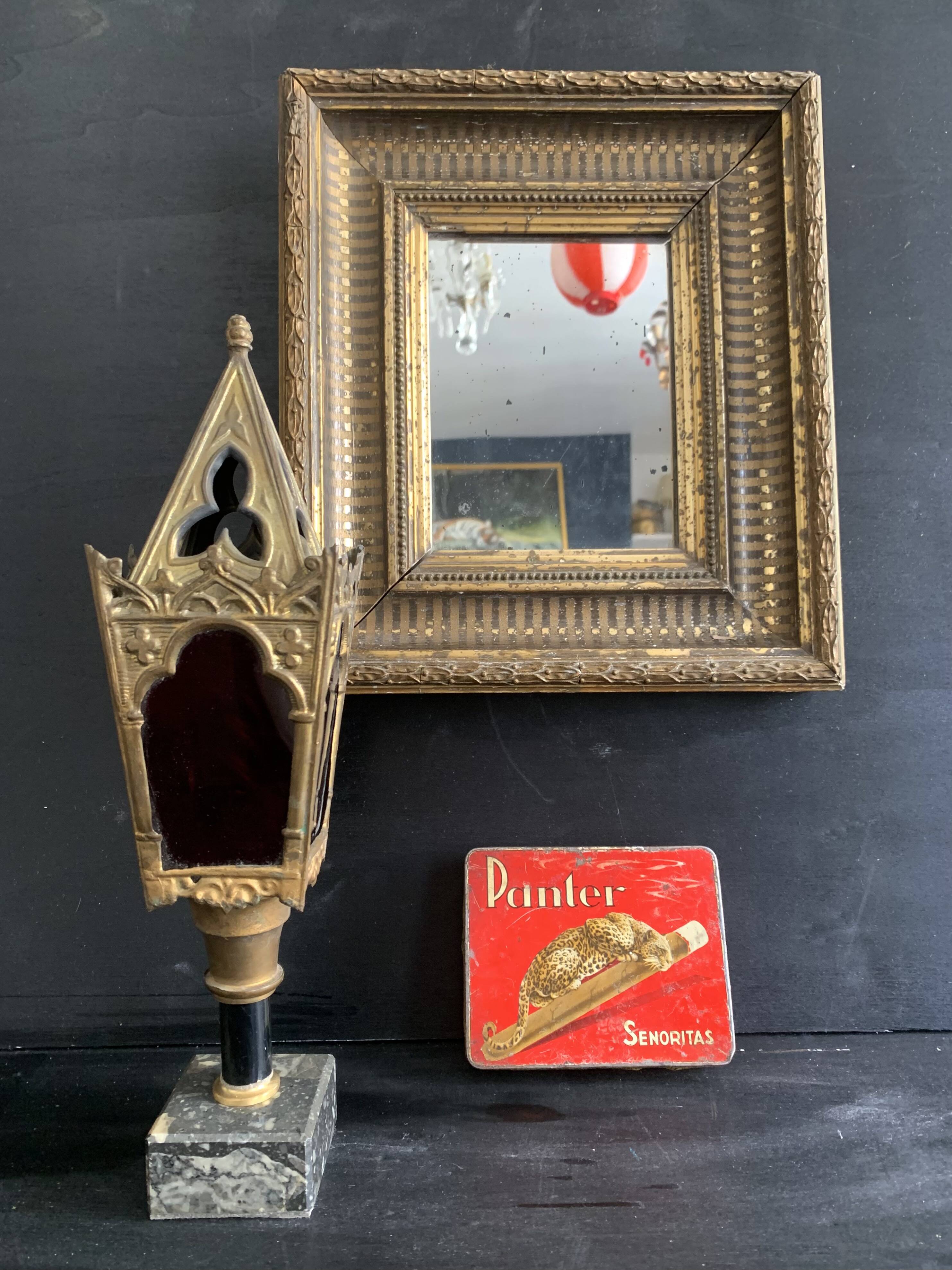 Petit miroir ancien doré à la feuille d’or, fin XIXe siècle