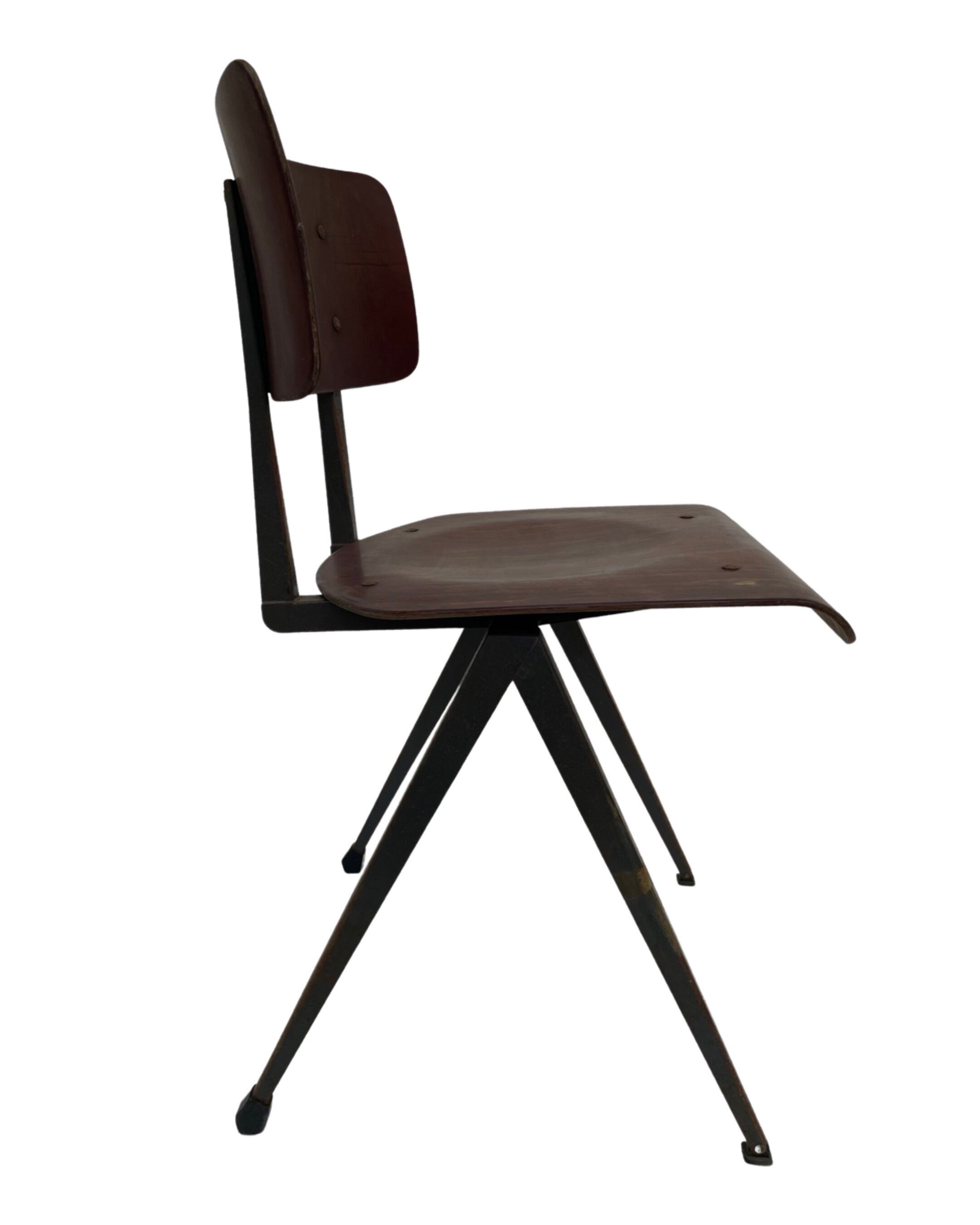 Chaise industrielle Galvanitas S16 Pagholz Pays-Bas 60's
