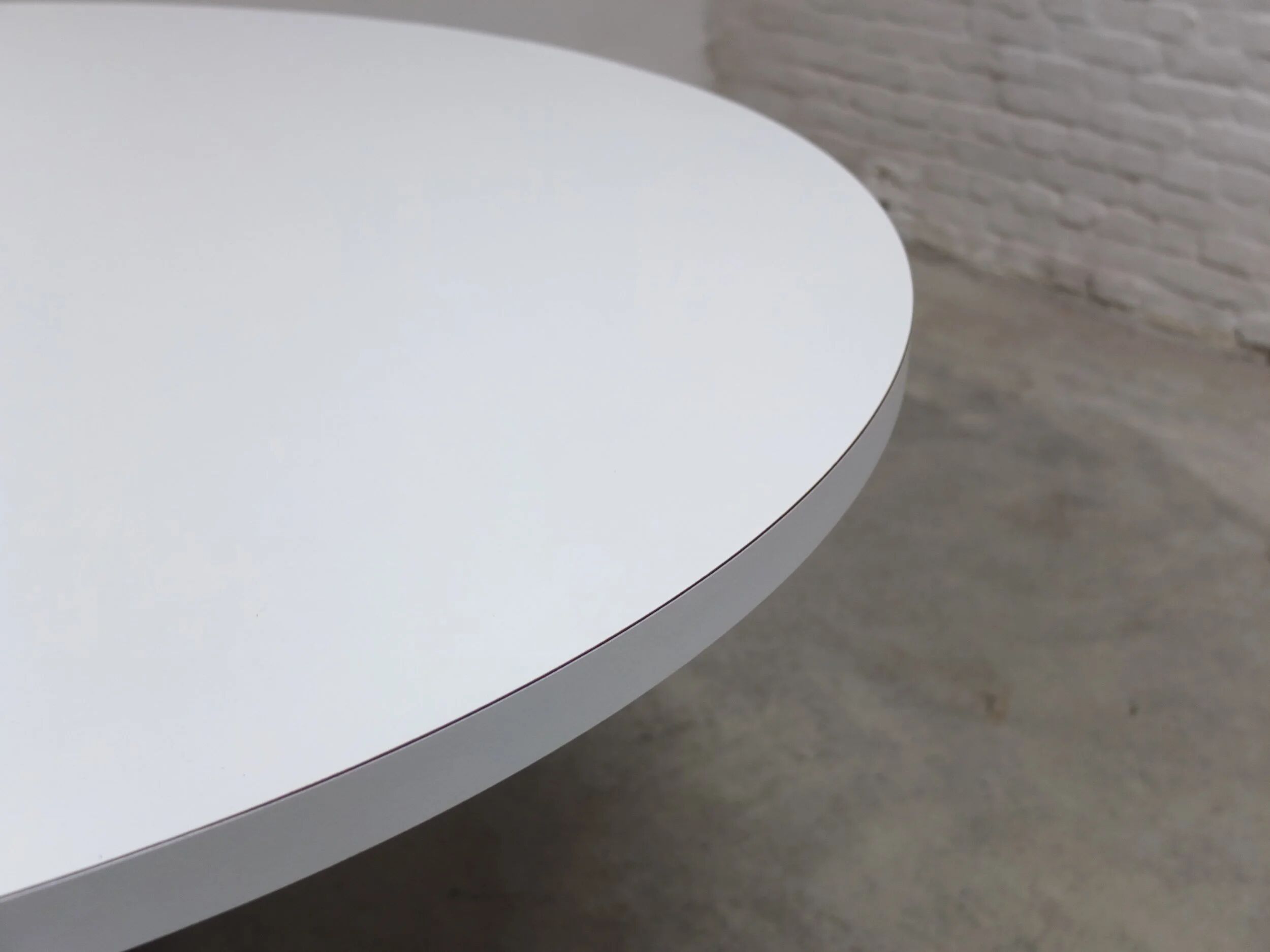 Round Space Age dining table, 1970s