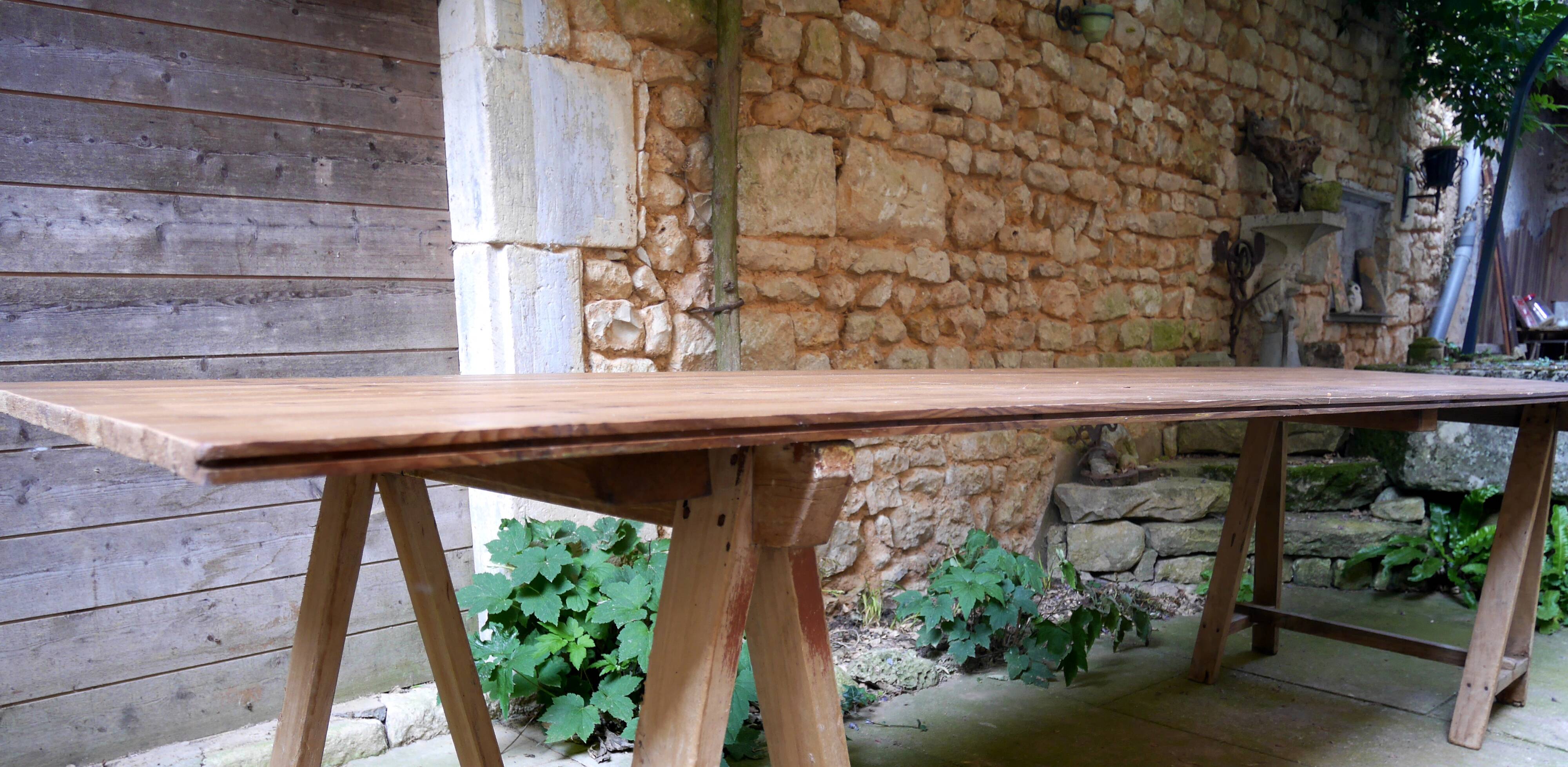 grande table de guinguette en bois sapin