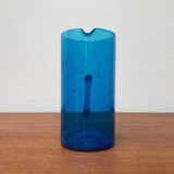 Broc en verre bleu fait main du milieu du siècle, années 1960