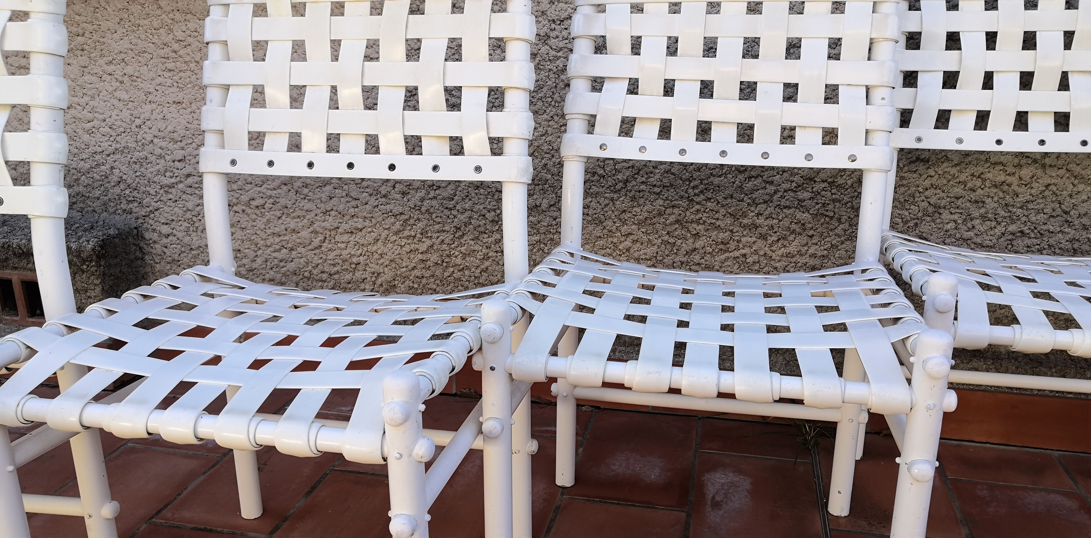 Suite de 7 chaises tressées triconfort vintage