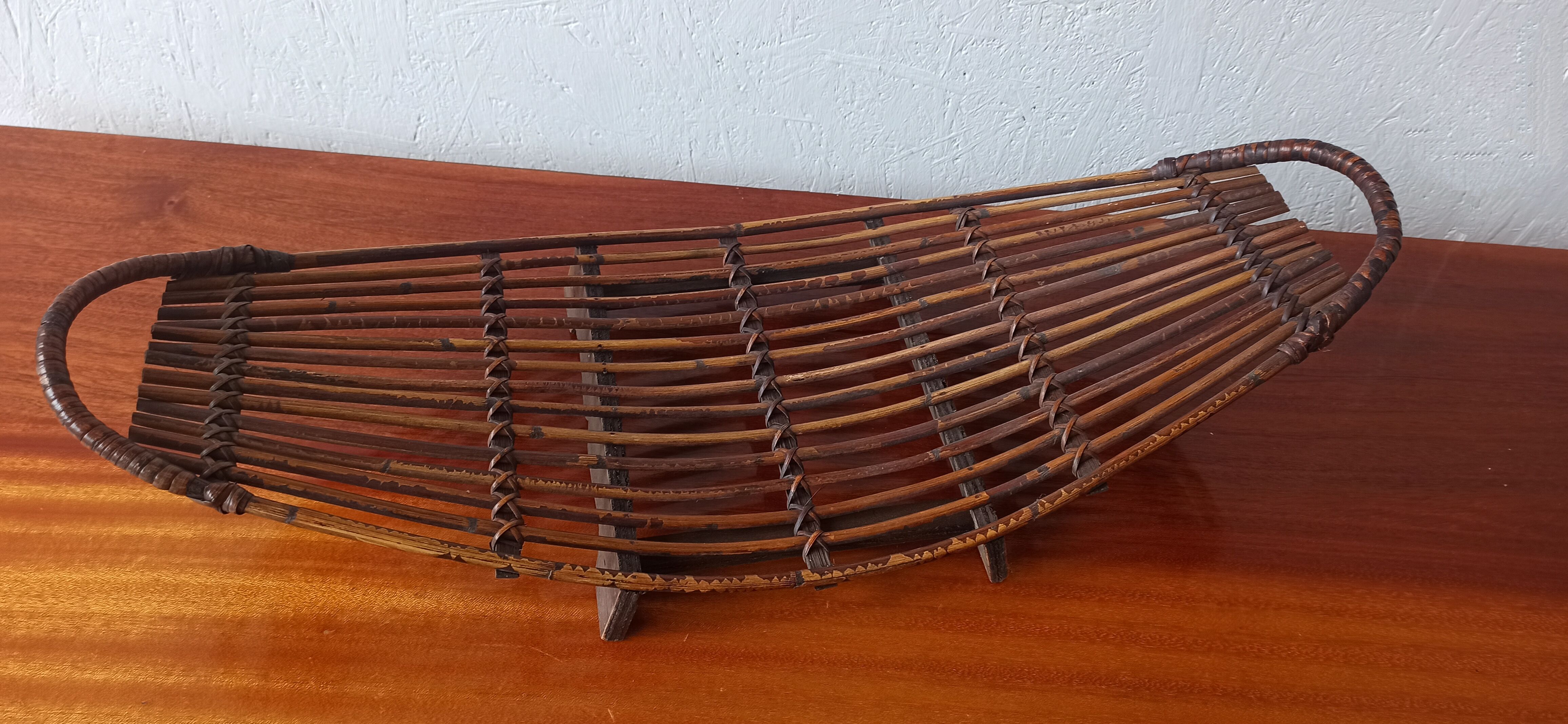 Wooden tray design of the 70s