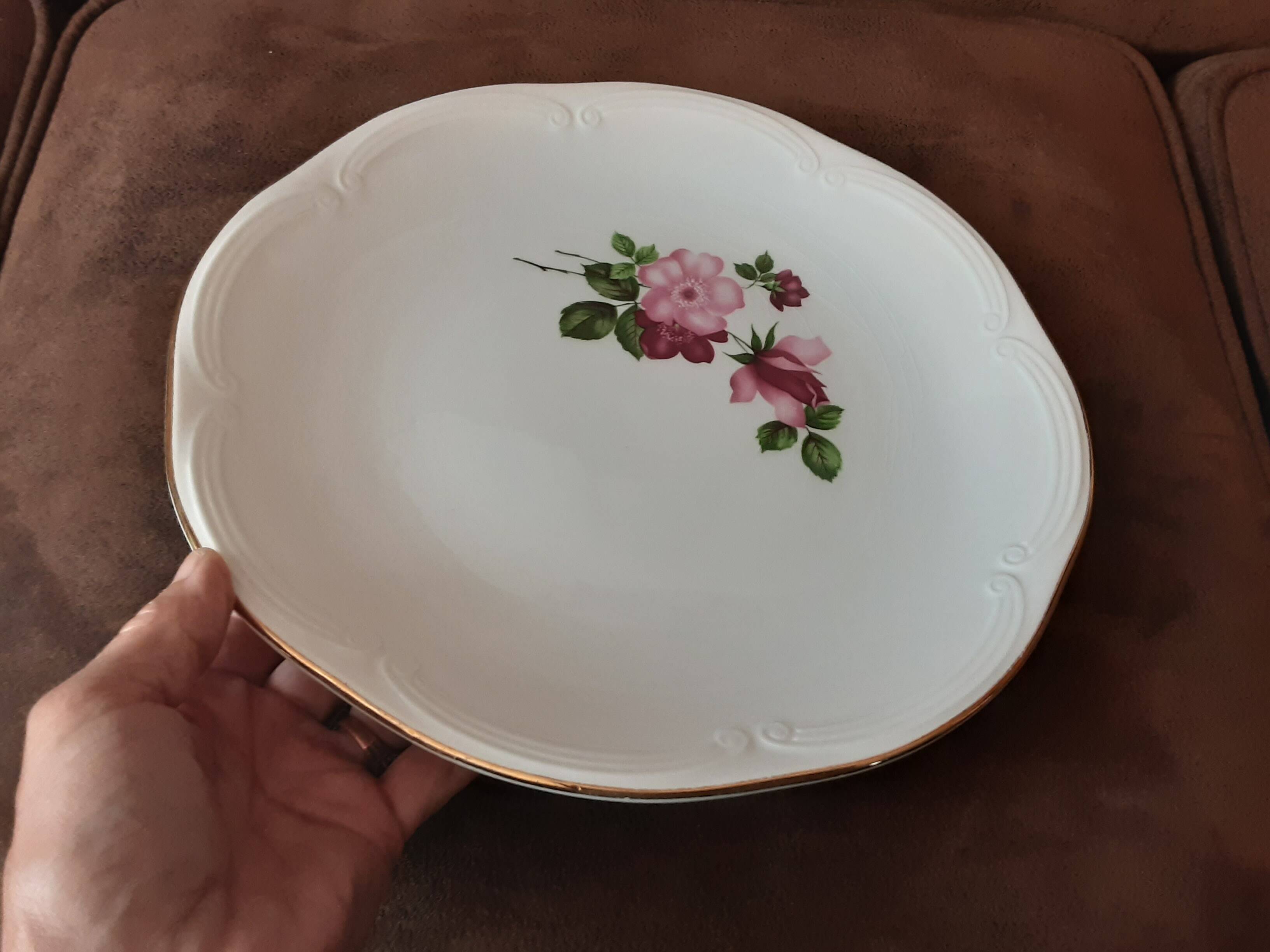Gien semi-hollow dish