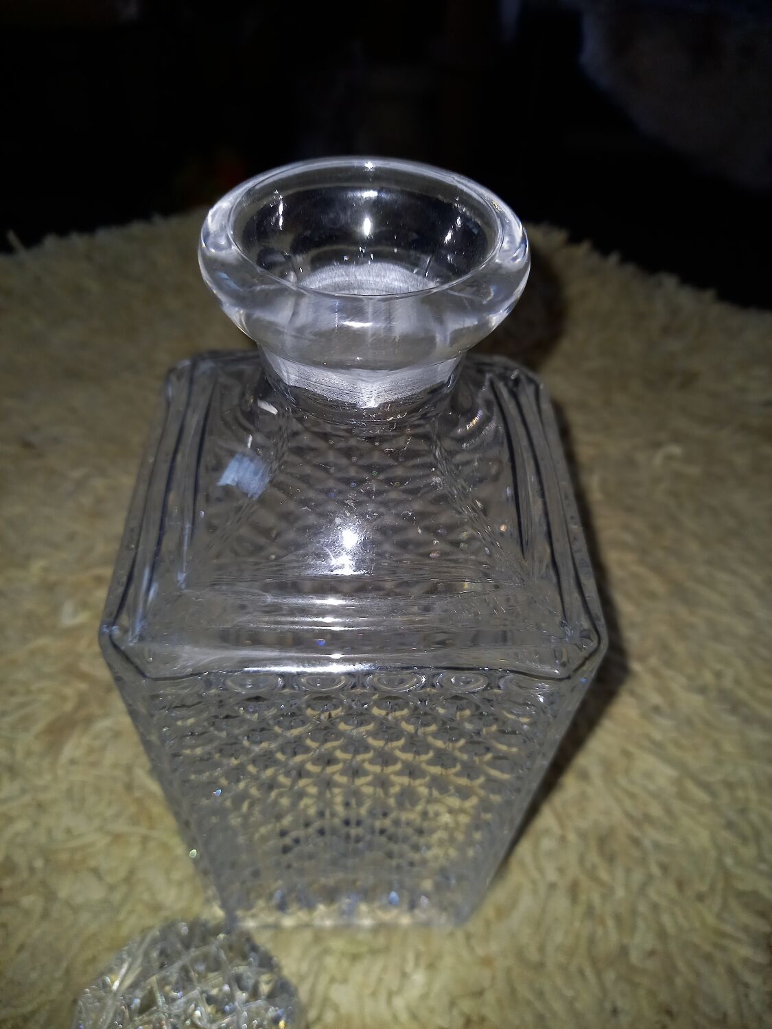 Carafe a whisky en verre avec son bouchon d'origine