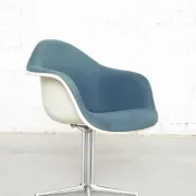 Pair dal la fonda fiberglas chair by charles & ray eames for vitra