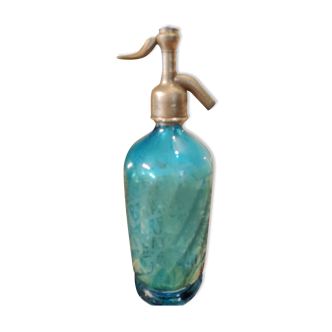 Turquoise blue period siphon