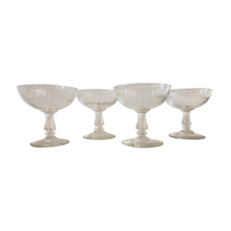 4 champagne glasses in antique blown glass, NINETEENTH