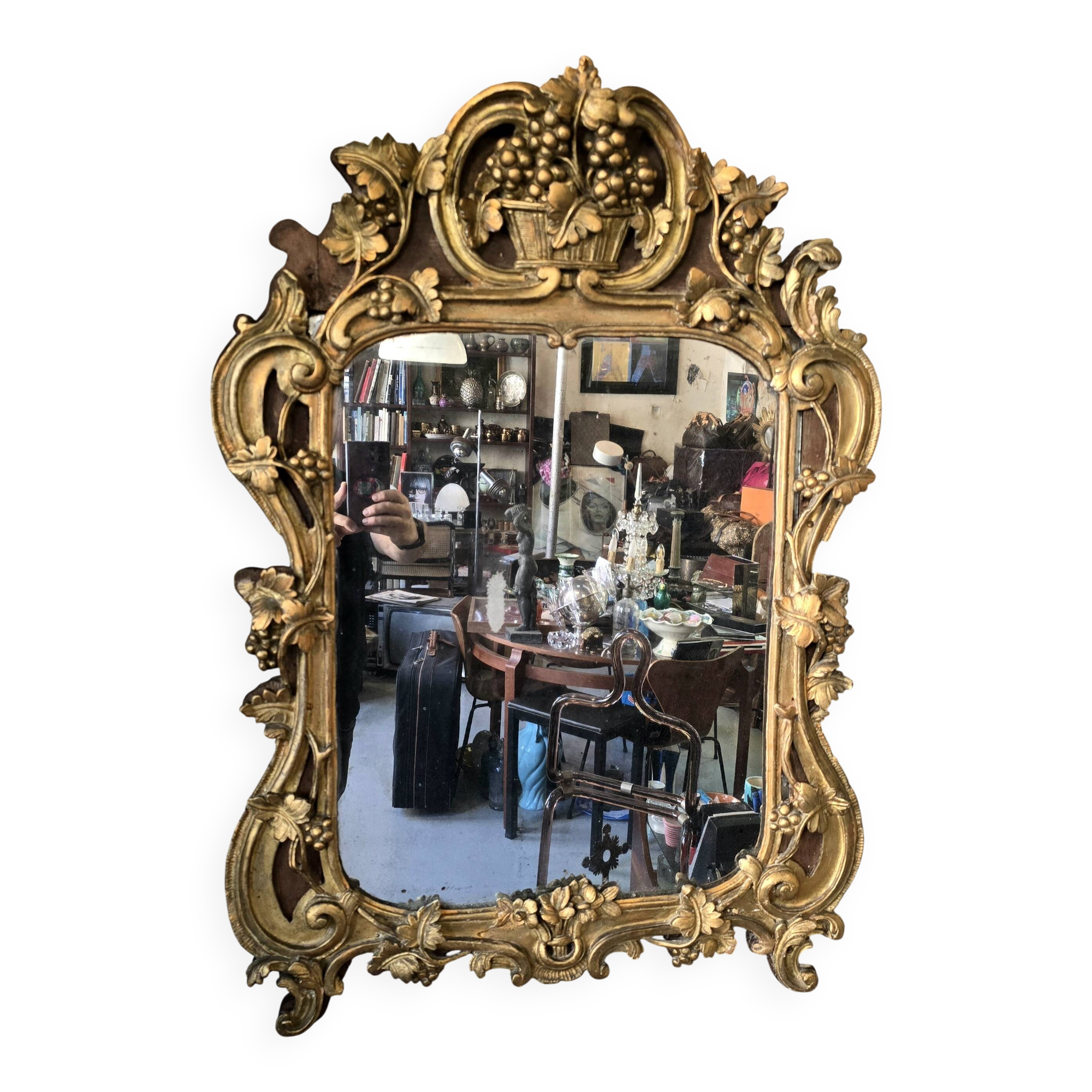 Louis XV period mirror in gilded wood and stucco, 18th century