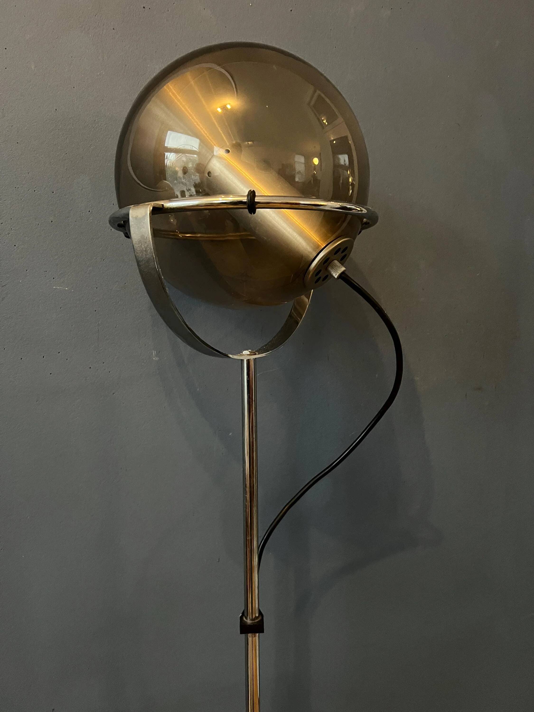 Lampadaire vintage « Globe » Raak « eyeball » par Frank Ligtelijn