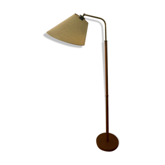 Lamp on foot