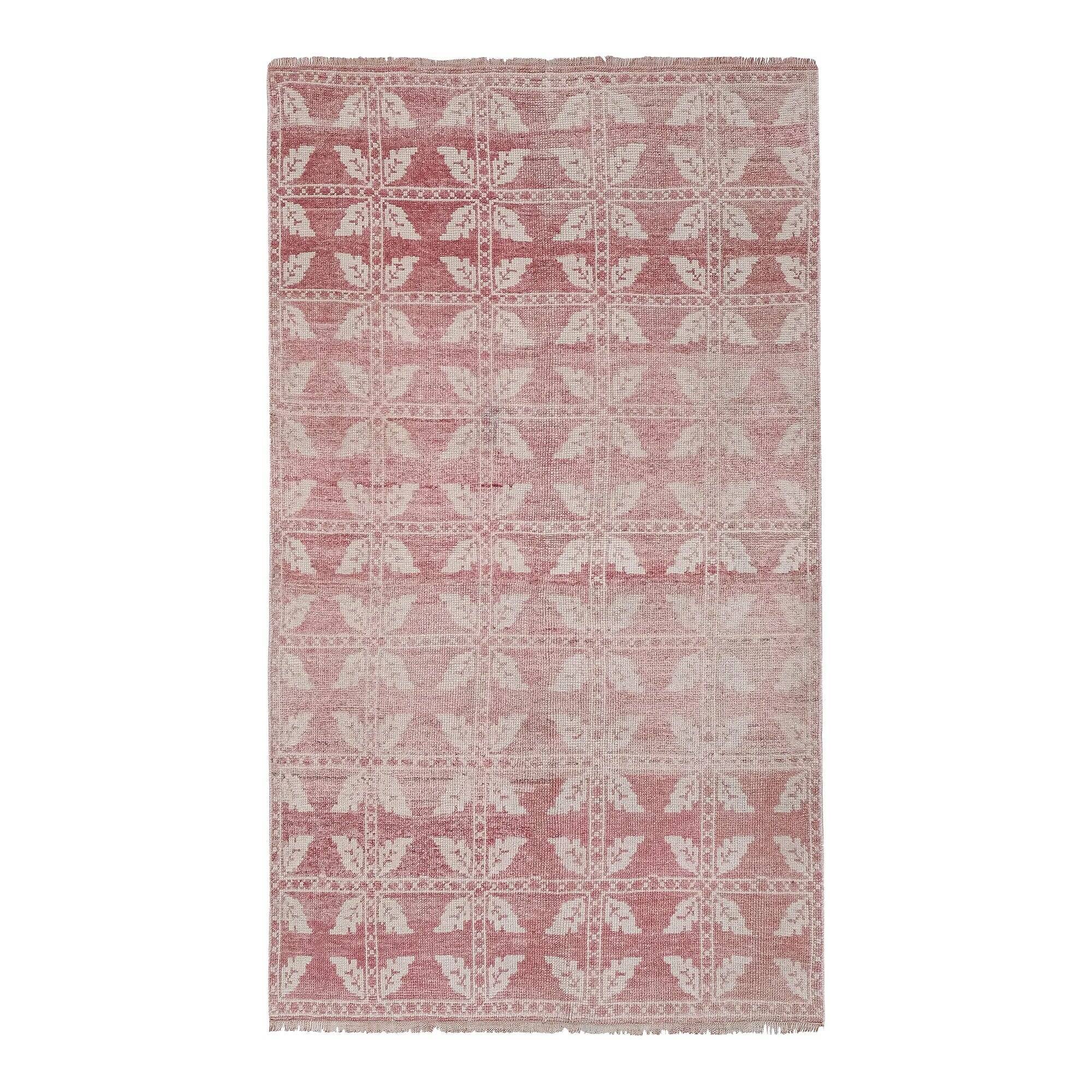 Vintage handmade Turkish rug 108x180 cm