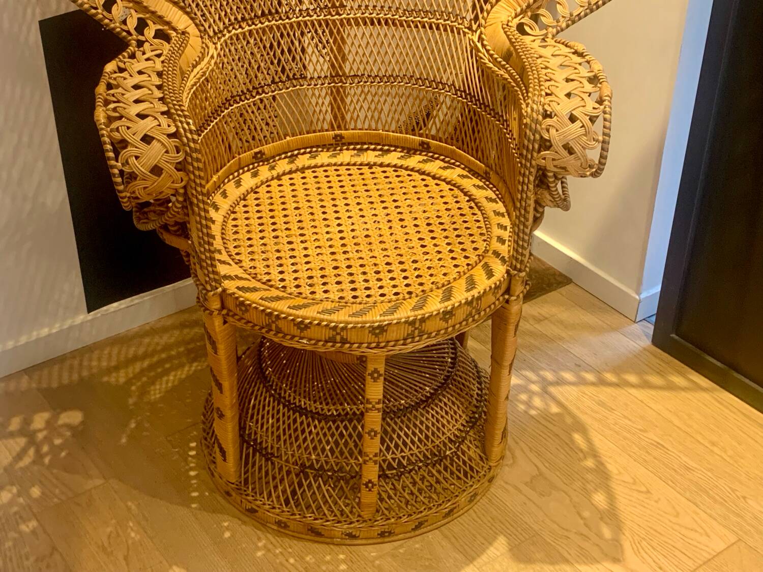 Vintage Emmanuelle armchair