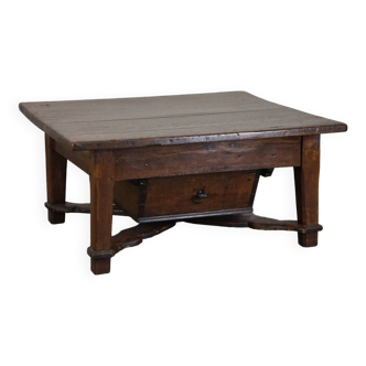 Late 18th-century Spanish coffee table with a deep drawer and a beautiful patina