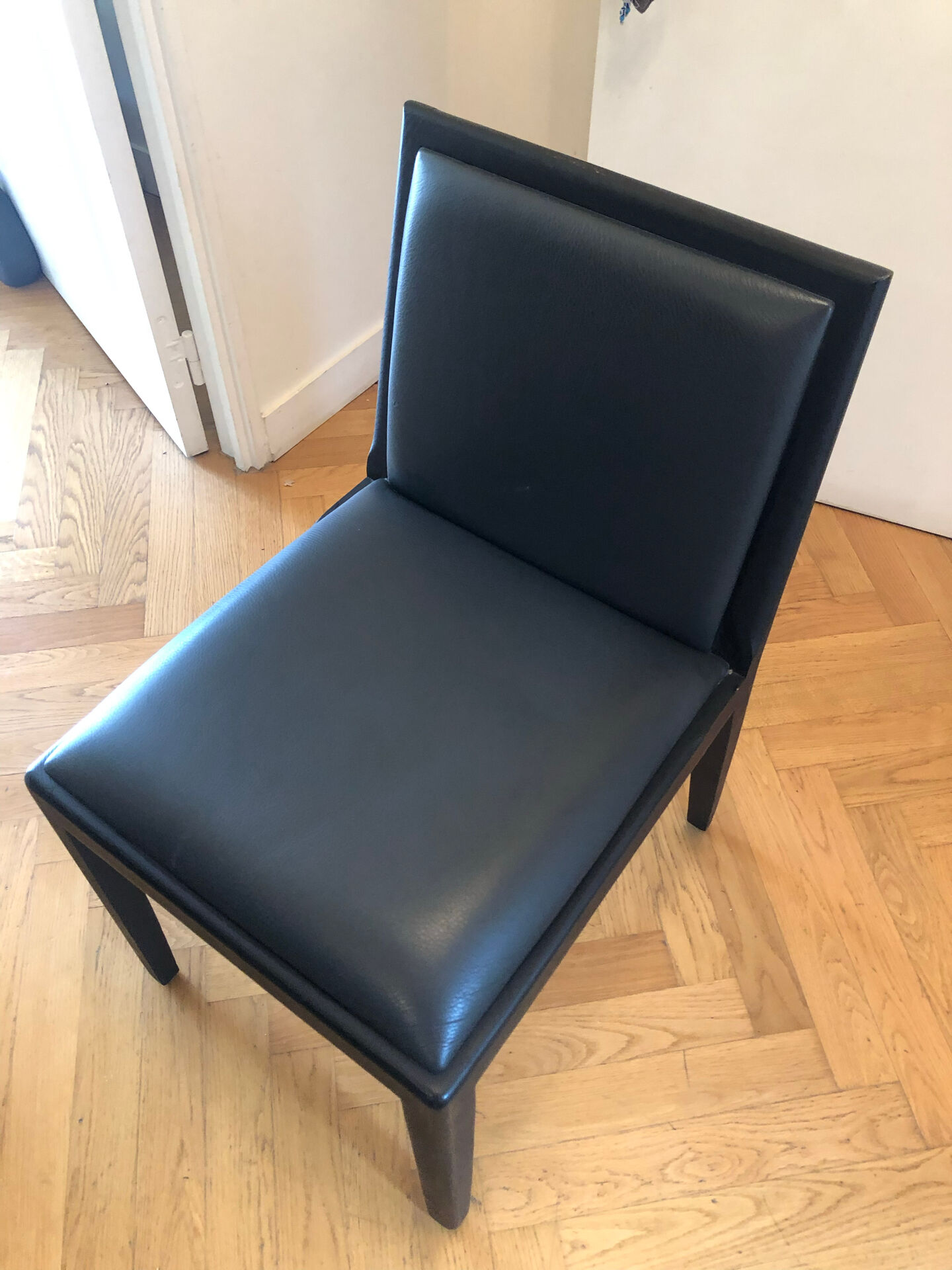 10 Eol Chairs by Christophe Delcourt