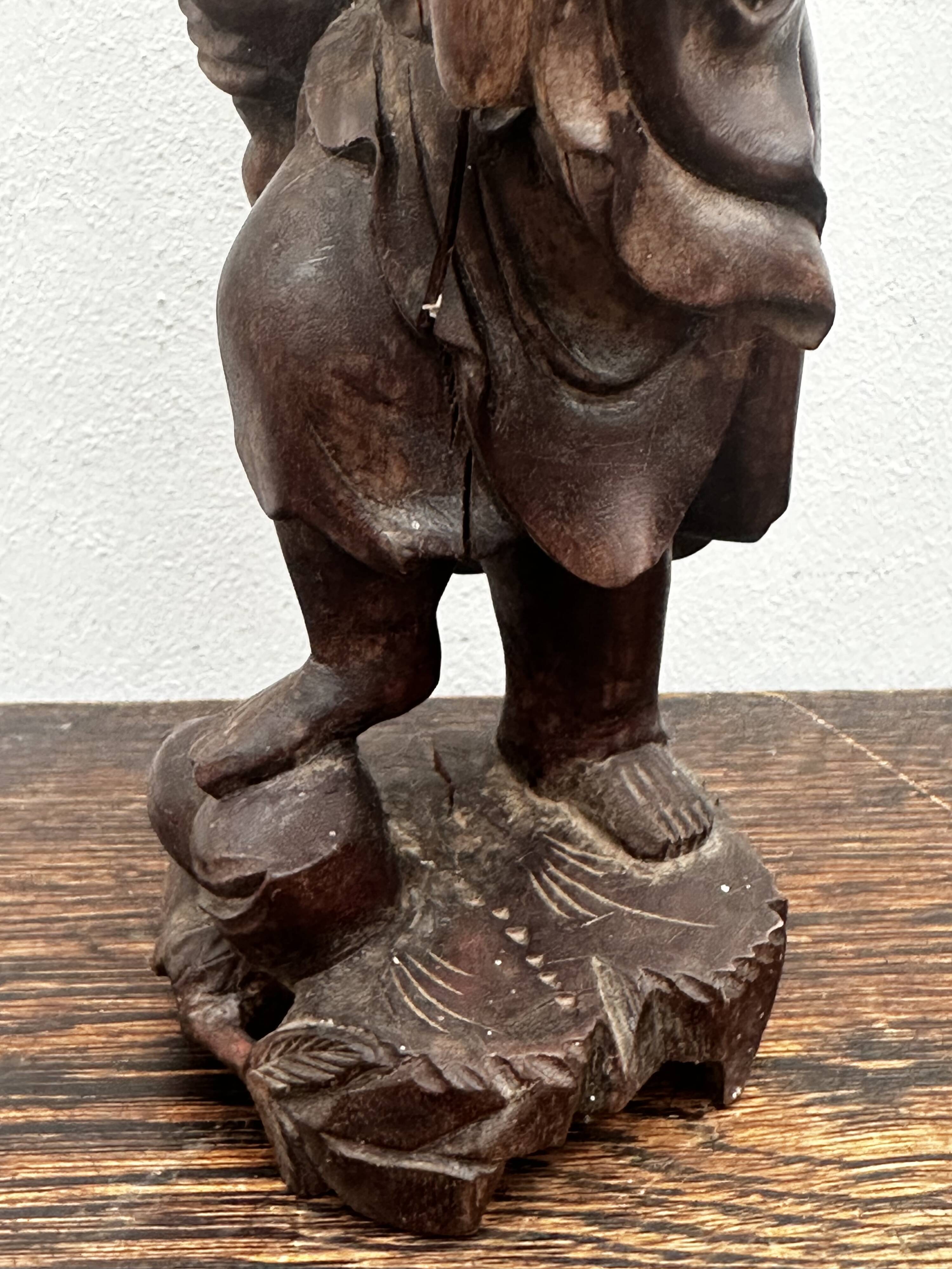 Carved wooden sculpture "Chinese peasant", early 20th century.