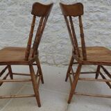 2 Western style chairs in their patinas - Very good condition