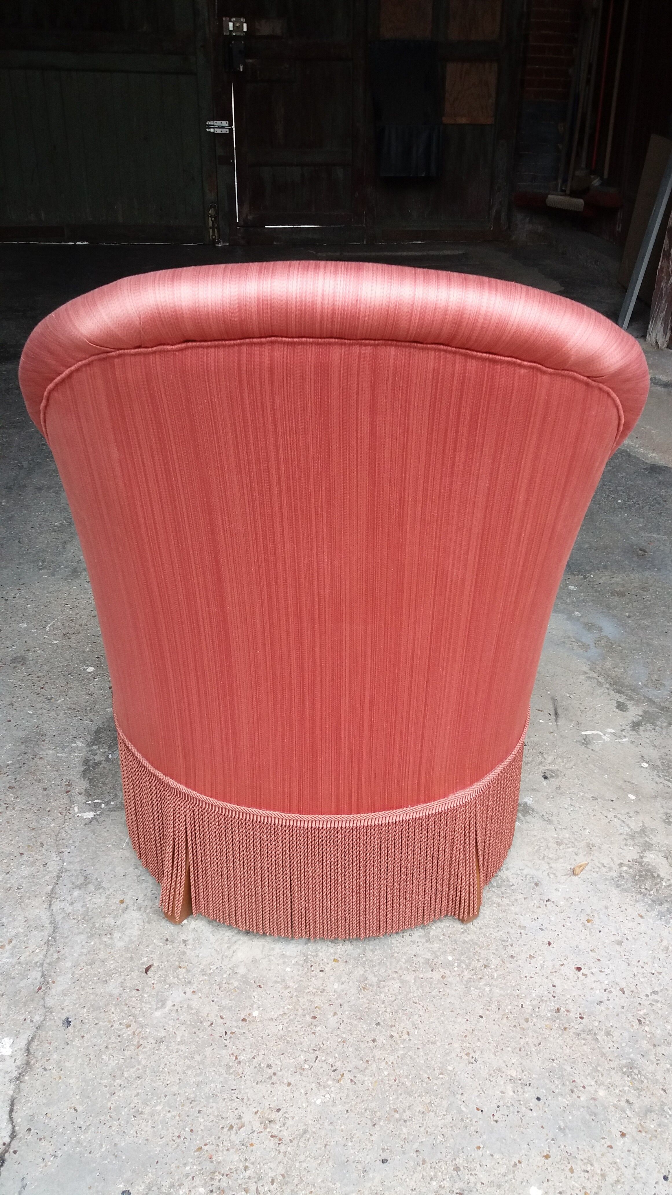 Toad chair