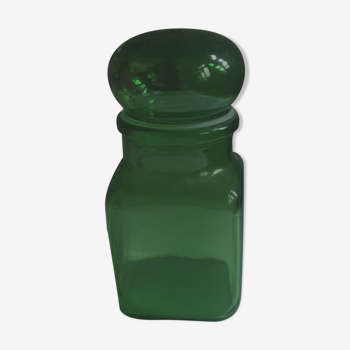 Glass jar