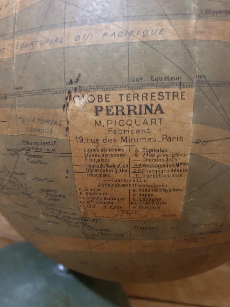 PerrinA Bright Earth Globe