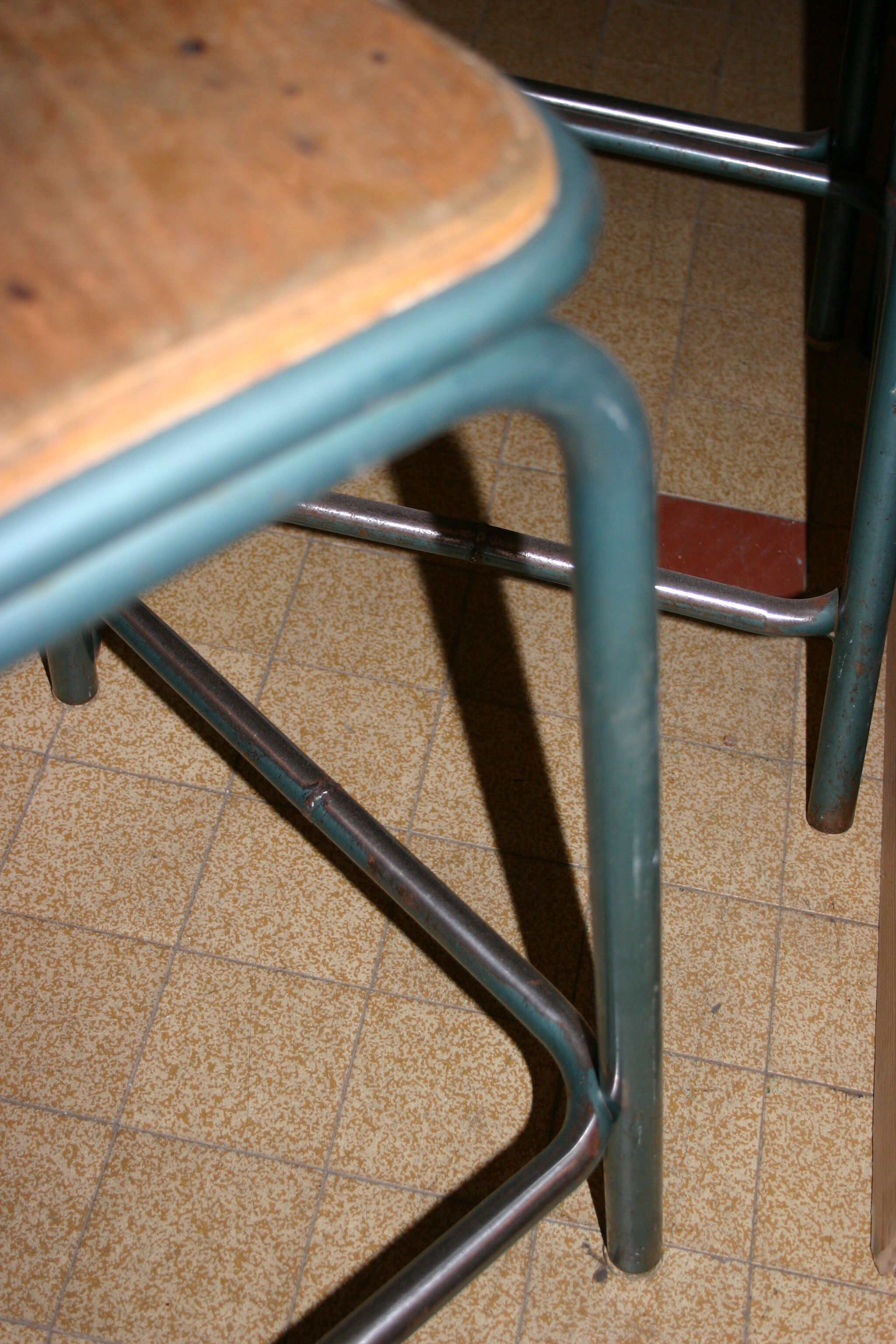 Workshop stool / school