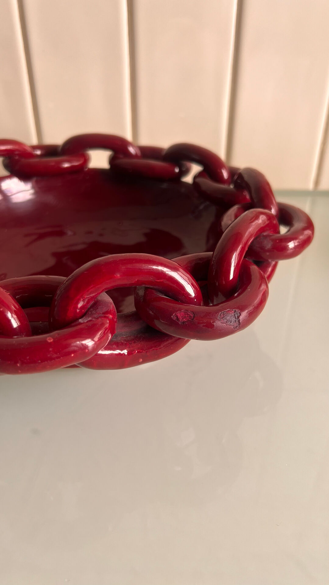 Vallauris ceramic cup with chain decoration