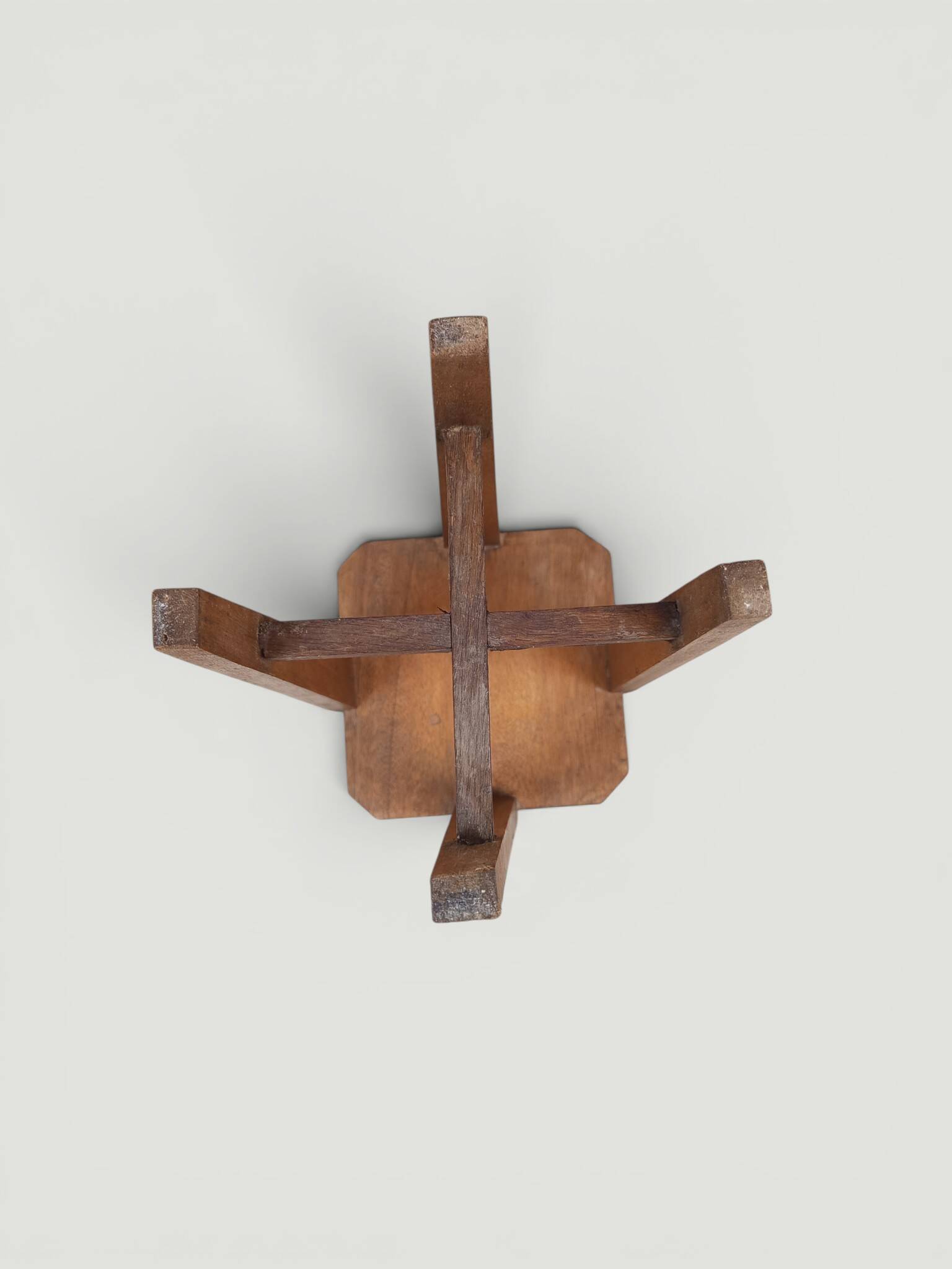 Porte plante bois art déco