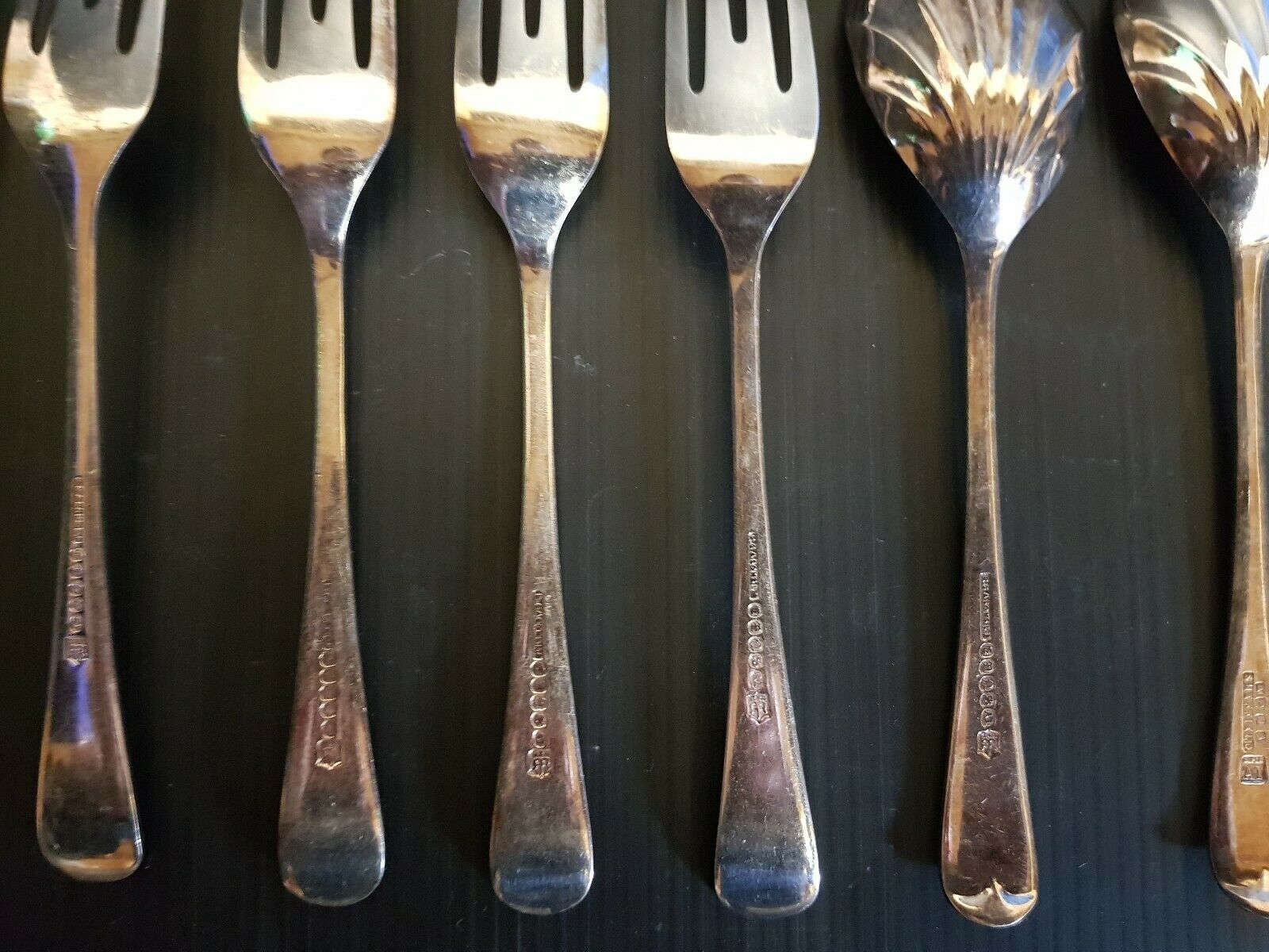 Ménagère en argent massif du XIVème siècle