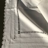 Embroidered sheet PM scalloped edge triple day central seam