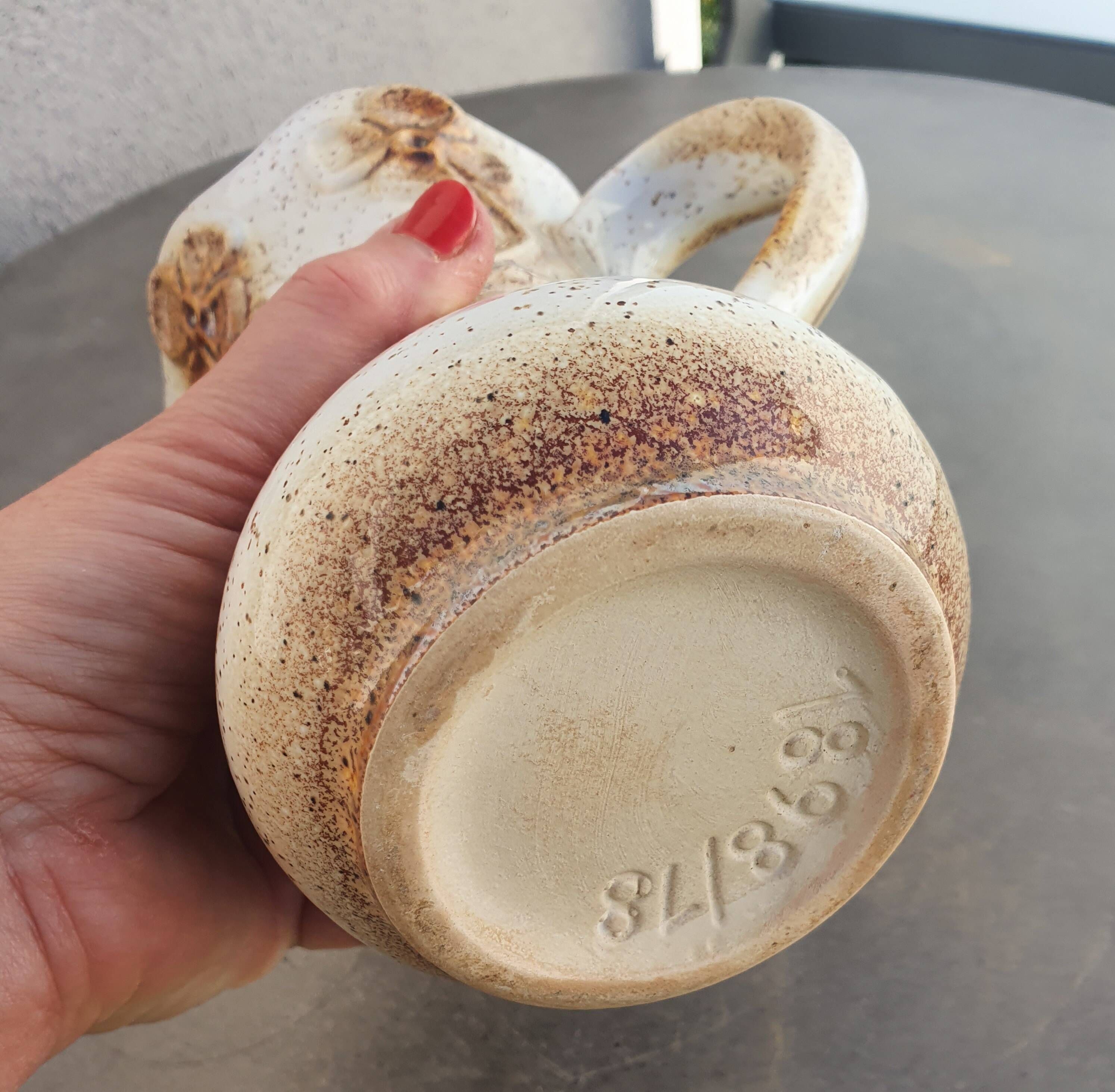 Ceramic vase