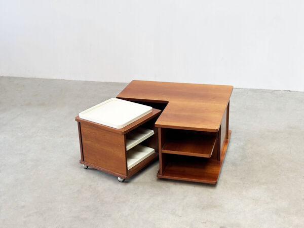 Table basse bar dissimulée italienne