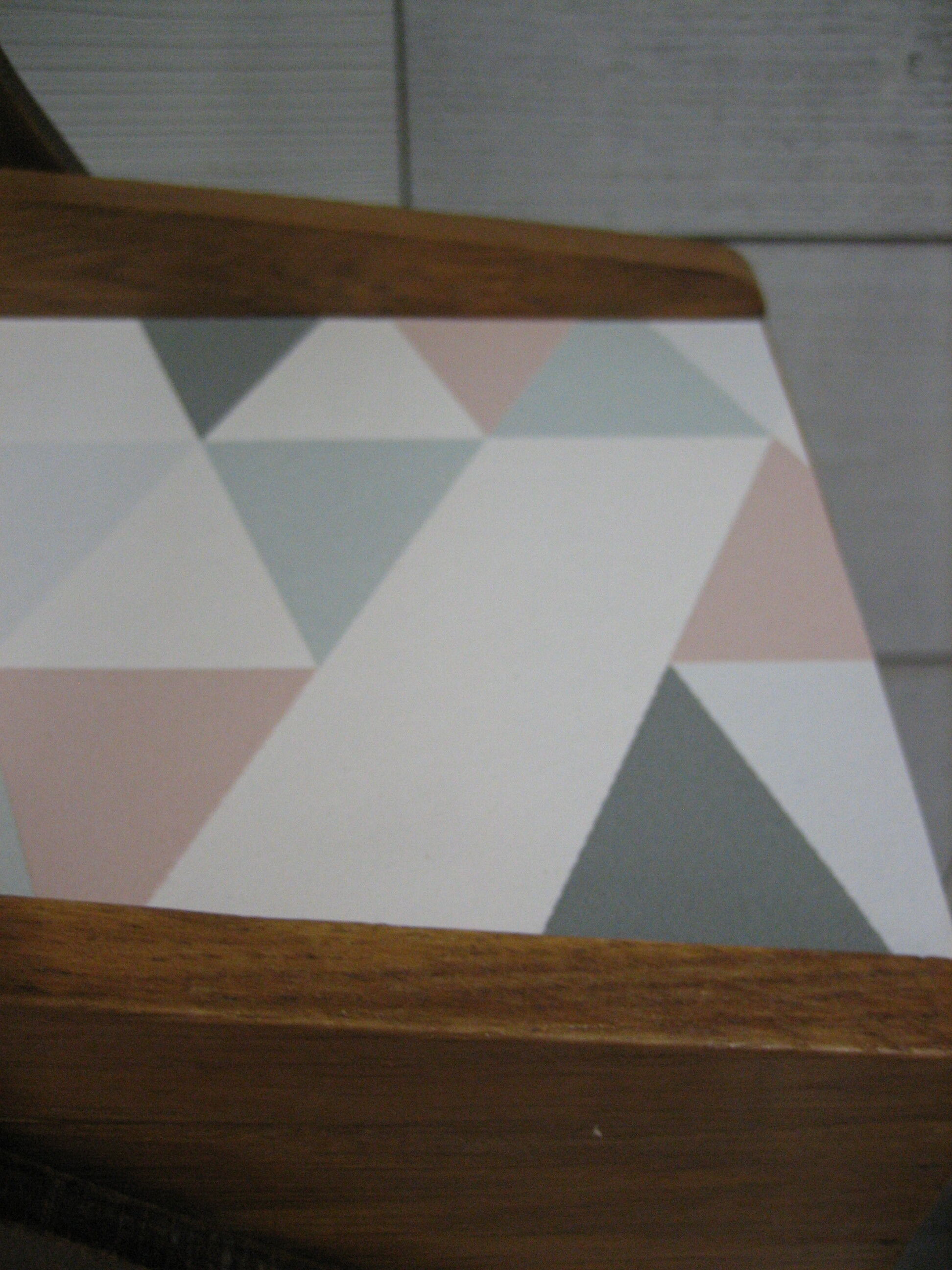 Travailleuse couture pastel