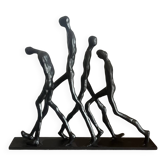 Sculpture Moderne - Groupes d’hommes qui marchent