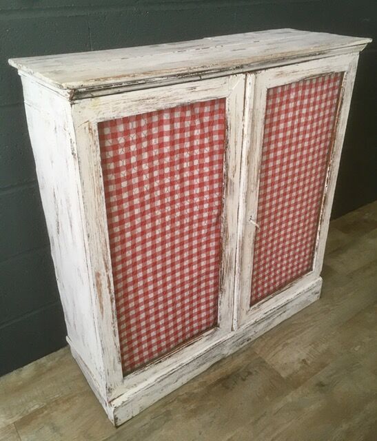 White country buffet