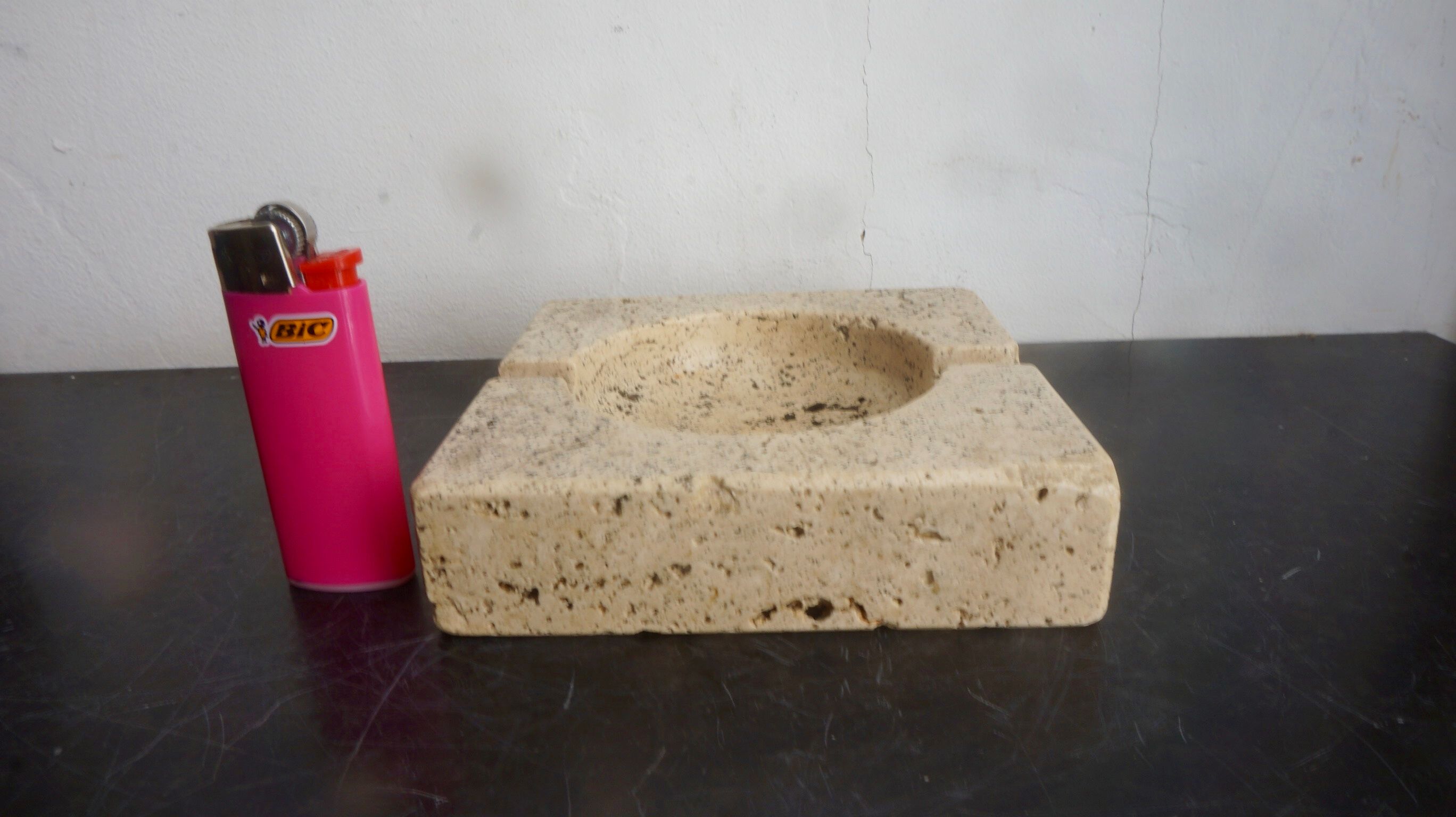Ashtray in Travertine Fratelli Mannelli