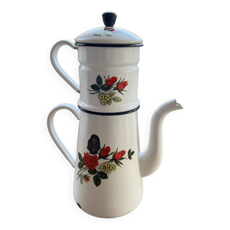 Enameled coffee pot with flower decorations