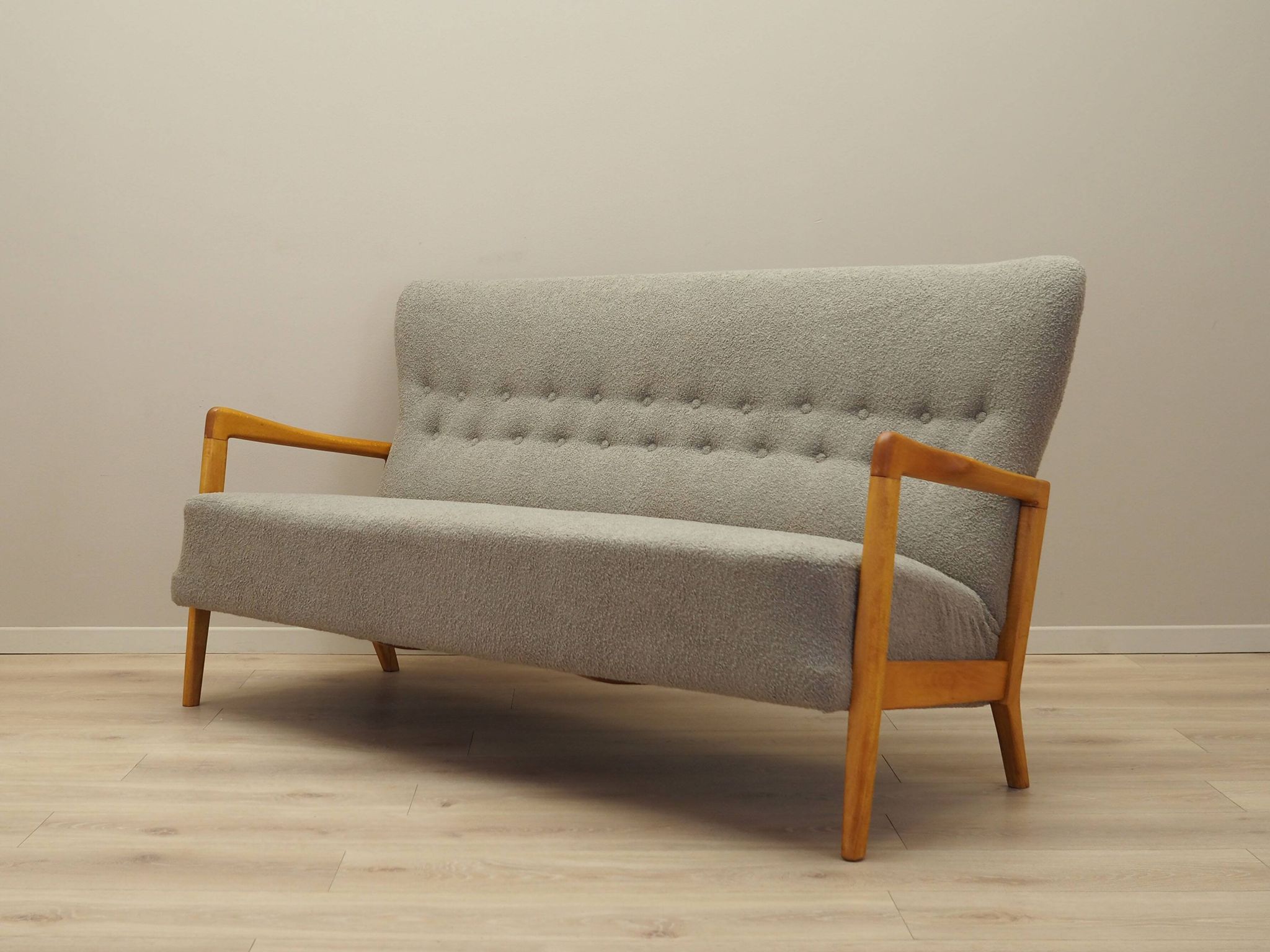 Beech sofa, Danish design, 1960s, designer: Soren Hansen, manufacturer: Fri