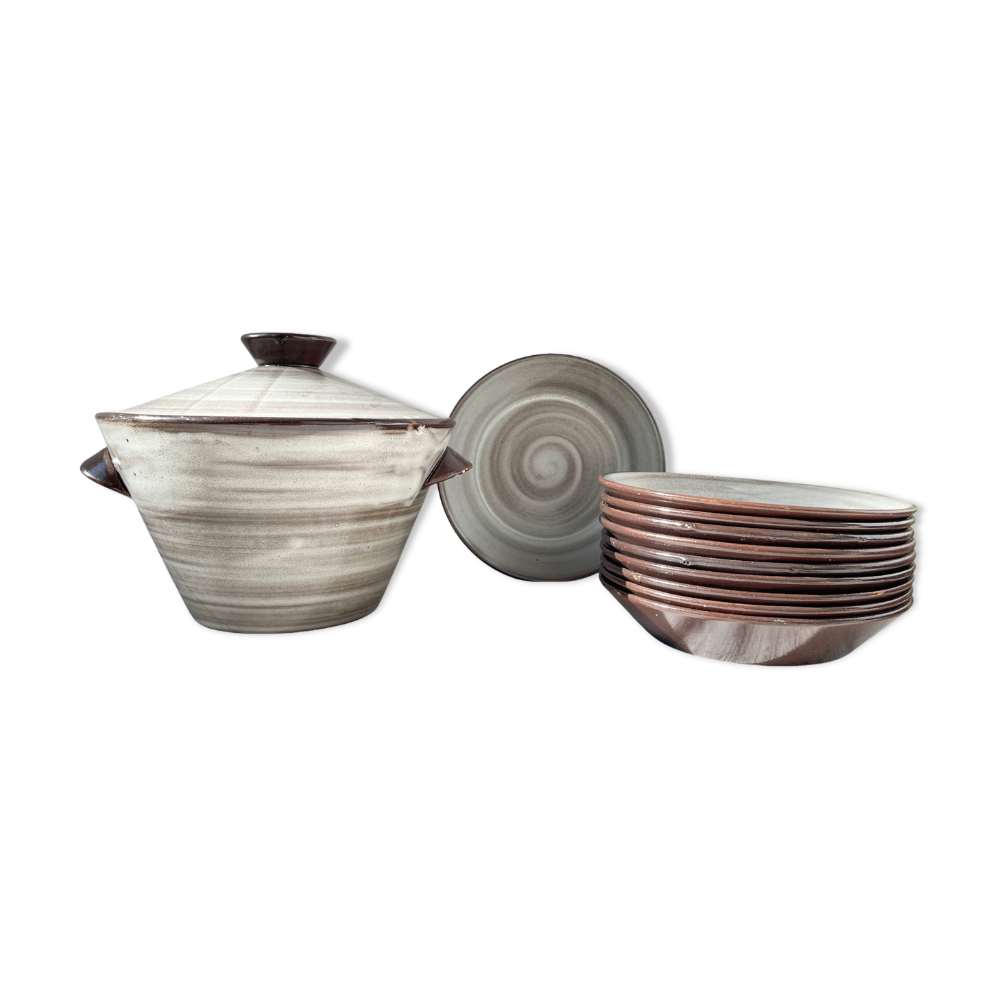 Vintage ceramic soup plates and tureen