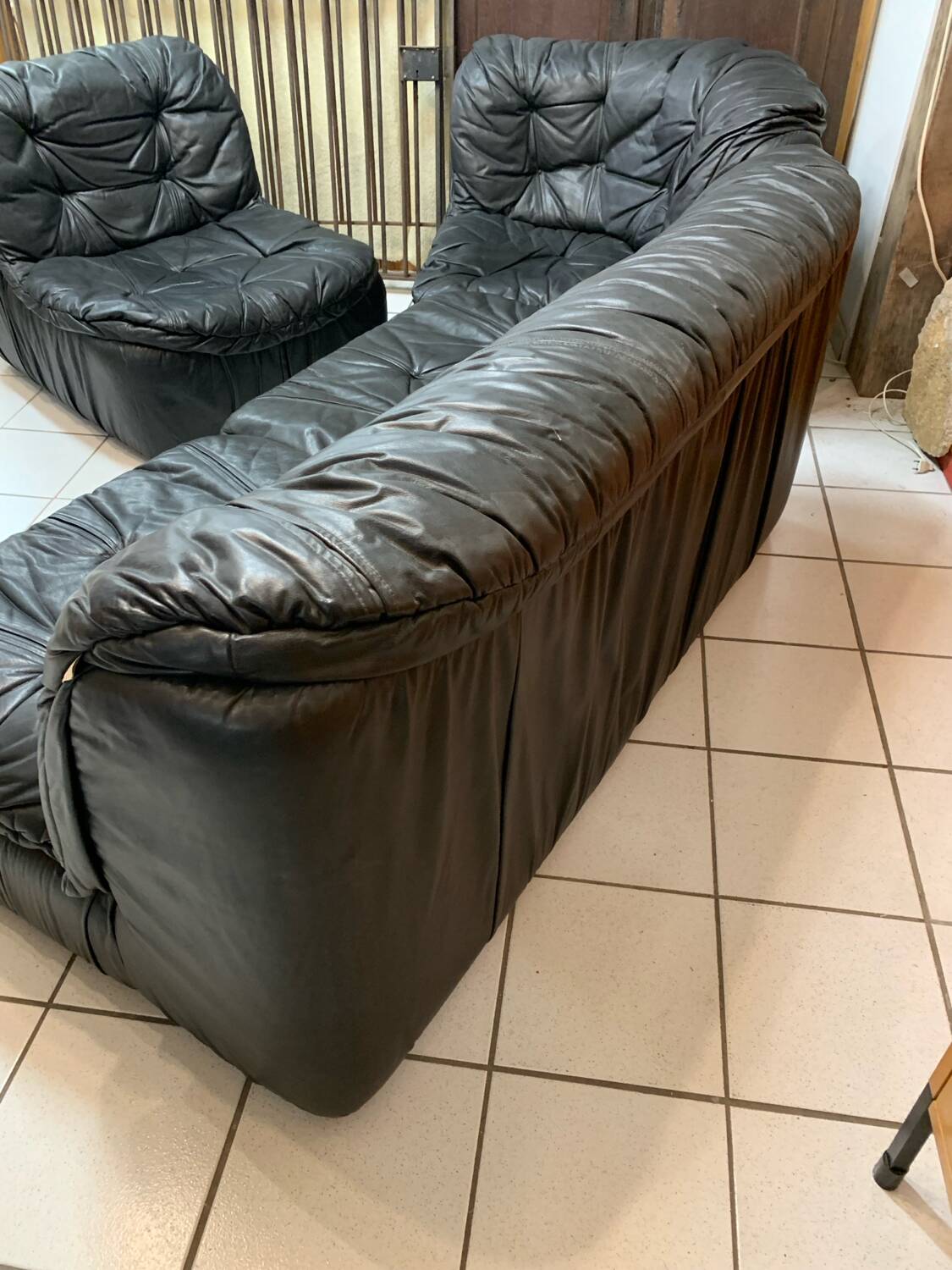 Vintage Black Leather Sofa Design Circa 1980