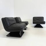 Set of four Hans von Klier armchairs with coffee table for Giuseppe Rossi di Albizzate