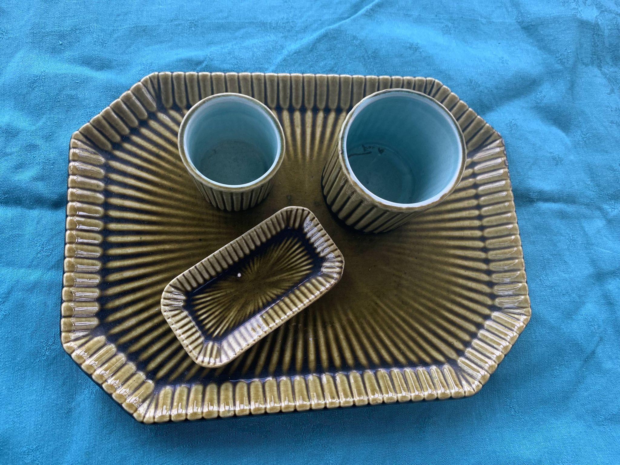 Service slurry art deco composed of a Tray, two pots and a small old and collector's dish