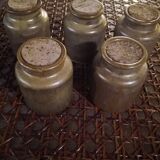 5 pots à épices en grès