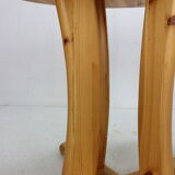 Round Solid Pinewood Dinning Table, 1970's Denmark